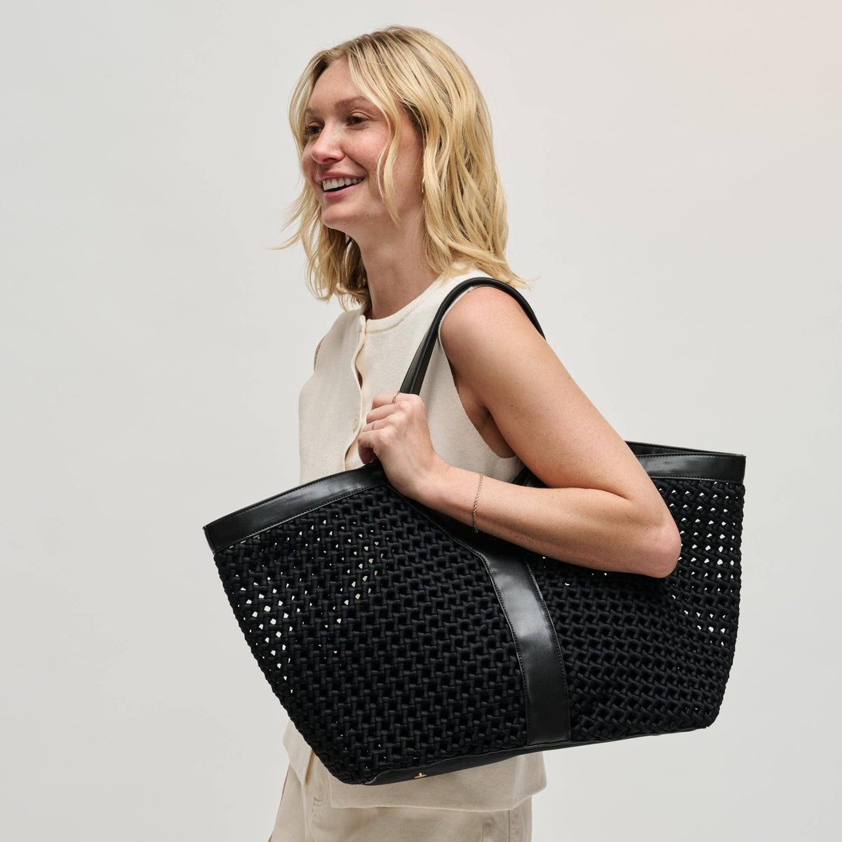 Calypso Tote | Black